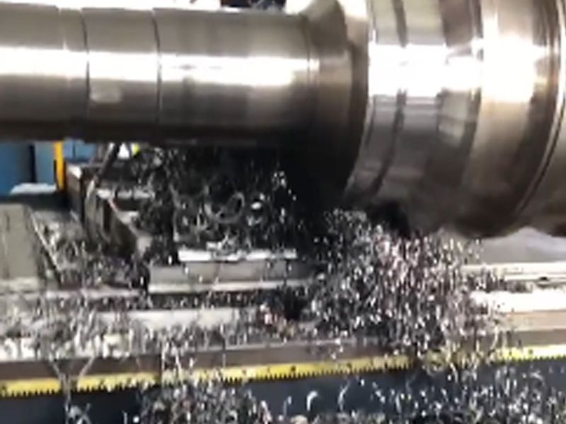 84125数控轧辊车床切削视频